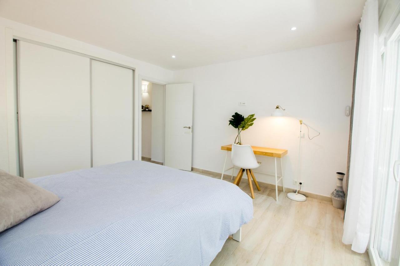 Perfectly Located Beachside Apartment In Elviria 马尔韦利亚 外观 照片