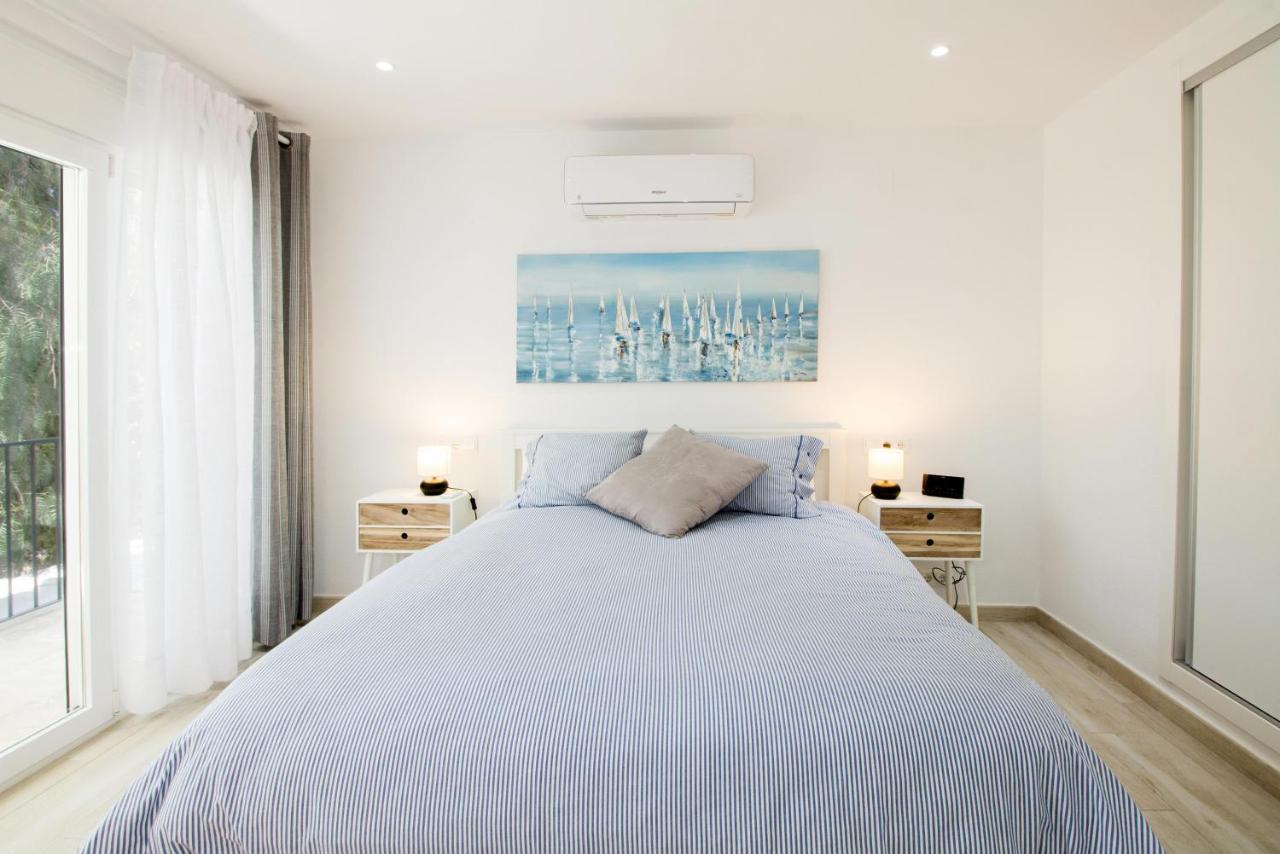 Perfectly Located Beachside Apartment In Elviria 马尔韦利亚 外观 照片
