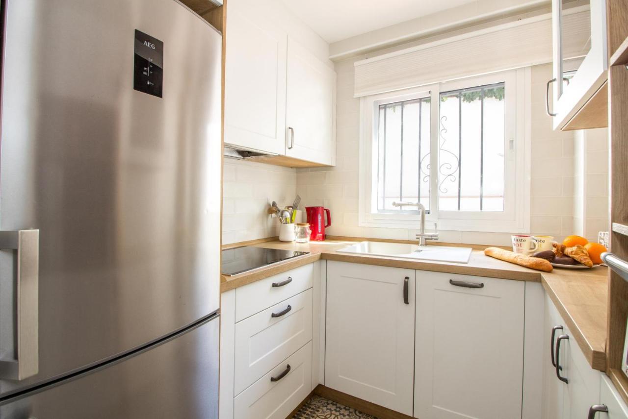 Perfectly Located Beachside Apartment In Elviria 马尔韦利亚 外观 照片