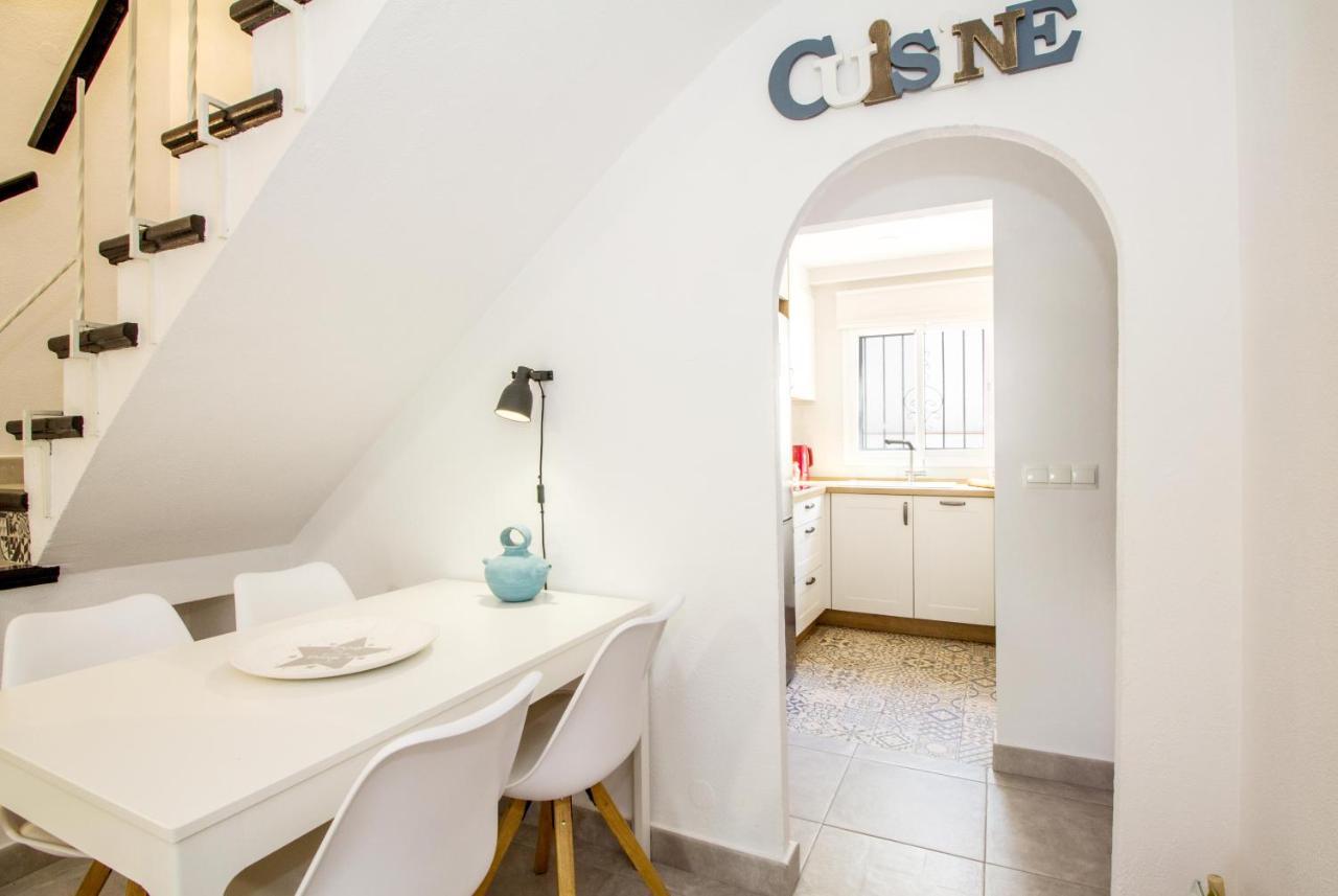 Perfectly Located Beachside Apartment In Elviria 马尔韦利亚 外观 照片