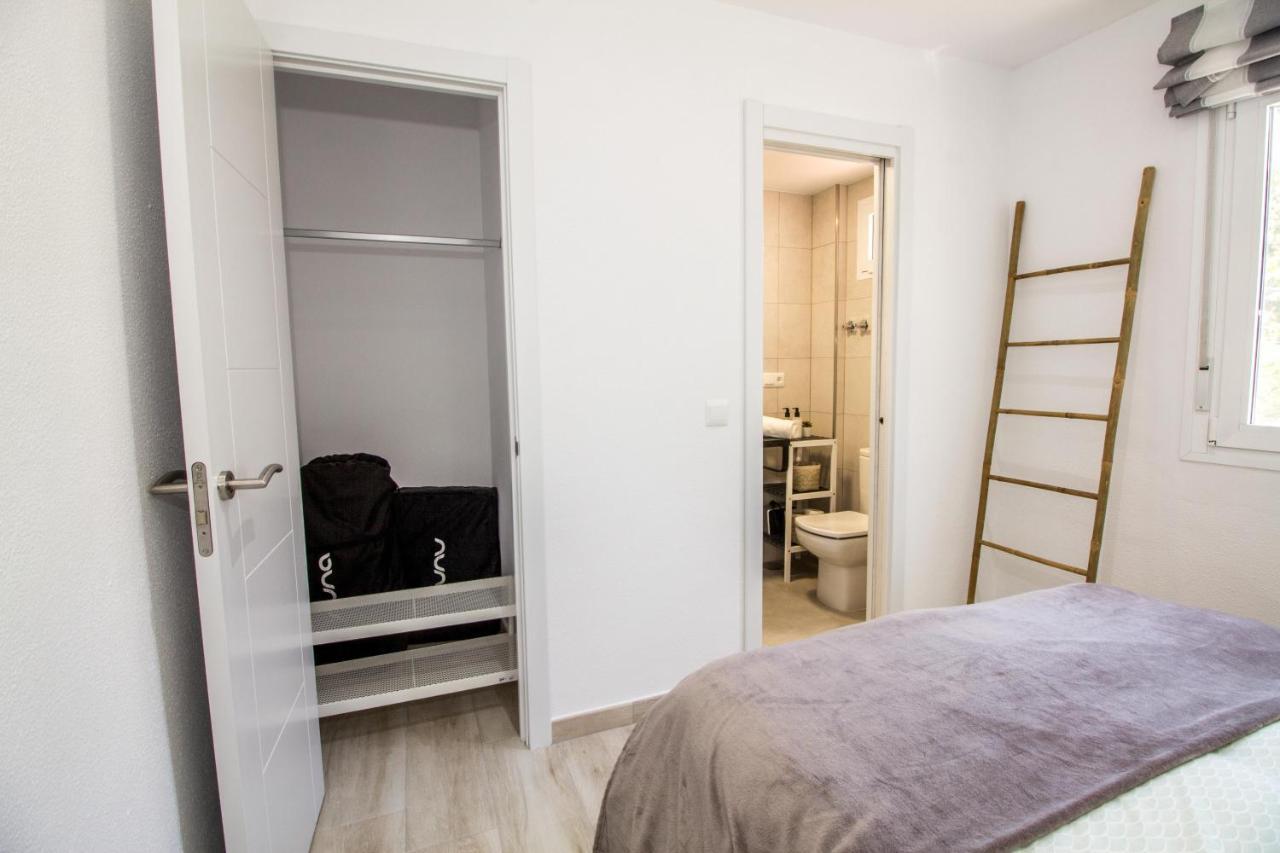 Perfectly Located Beachside Apartment In Elviria 马尔韦利亚 外观 照片
